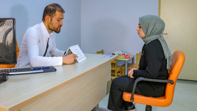 Van'da kekemeler ve konuşma güçlüğü çekenler tedavi ediliyor