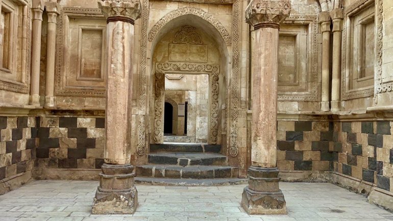 Yapımı 99 yıl süren tarihi saray: İshak Paşa Sarayı5