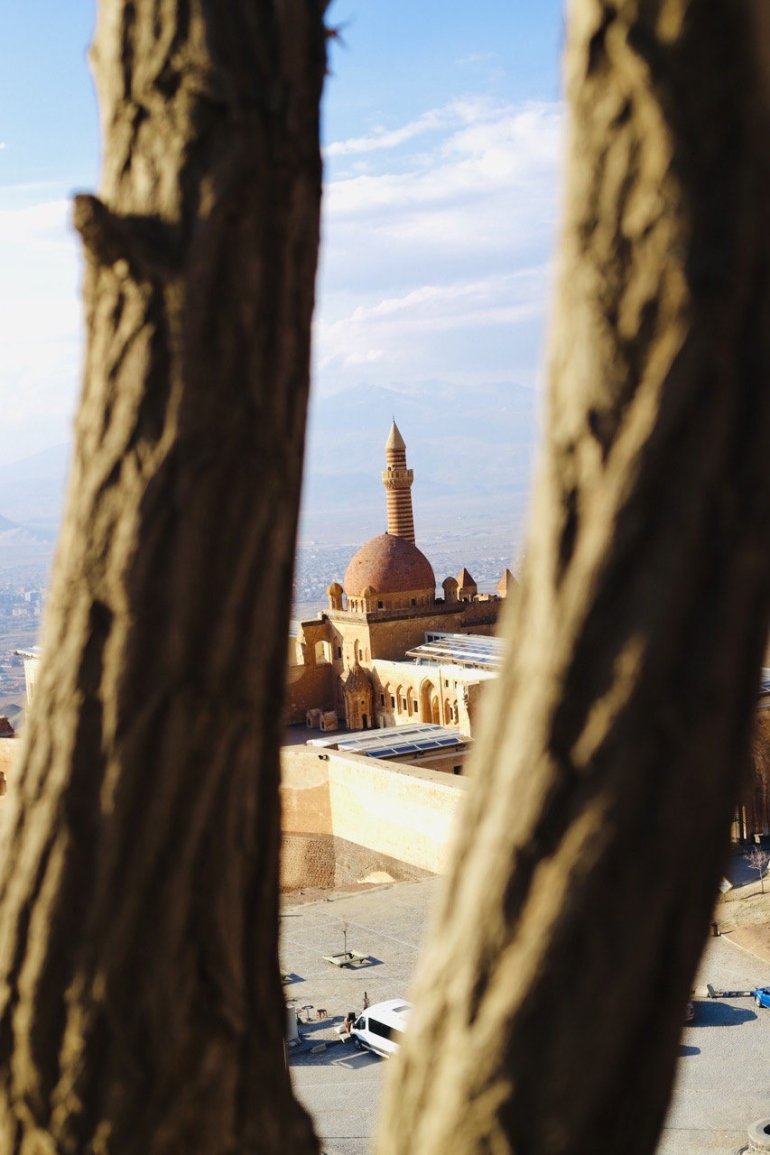 Yapımı 99 yıl süren tarihi saray: İshak Paşa Sarayı7