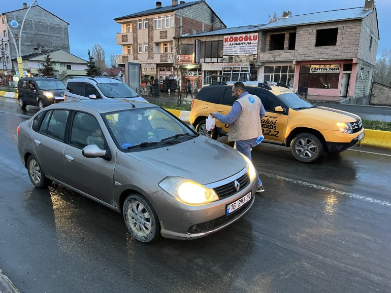 ağrı beşir derneği iftar1