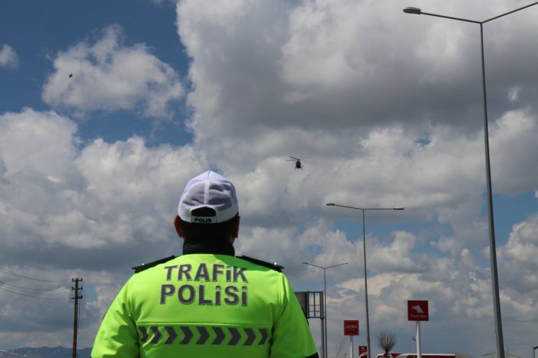Ağrı helikopter destekli trafik denetimi2