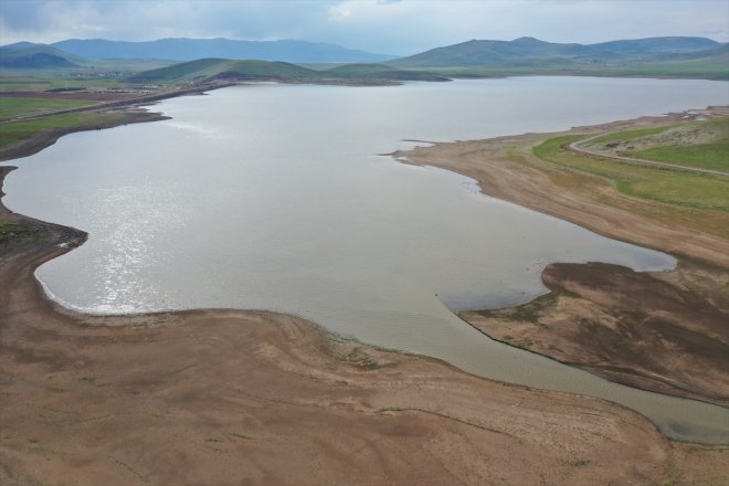 kuraklık akarsulara ve - yaradı İlkbahar baraj yağışları tehlikesi AĞRI altındaki 14