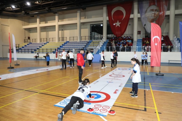 Ağrı Okul Sporları Floor Curling İller Arası Grup Müsabakaları9