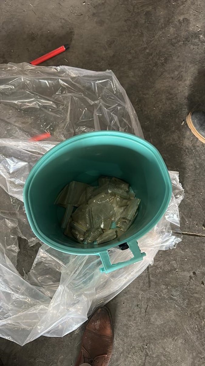 AĞRI 34 150 Paspas gizlenmiş gram eroin ele kilo saplarına geçirildi - 2