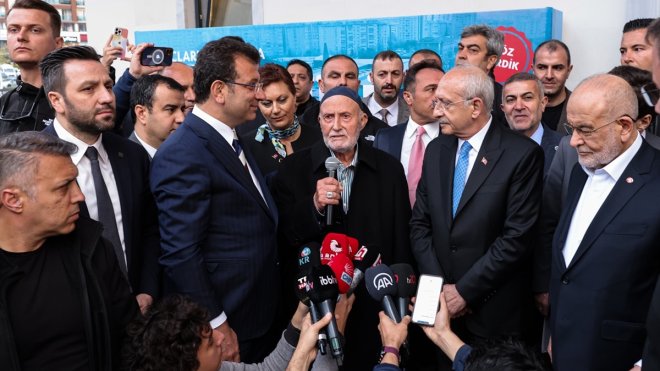 Akkuş Gayrimenkul'ün inşa ettiği Hacı Naif Akkuş Camisi ibadete açıldı