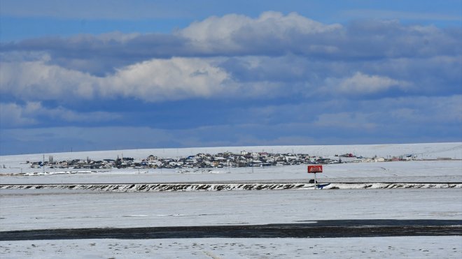 ARDAHAN - Kar ve soğuk hava etkili oldu1