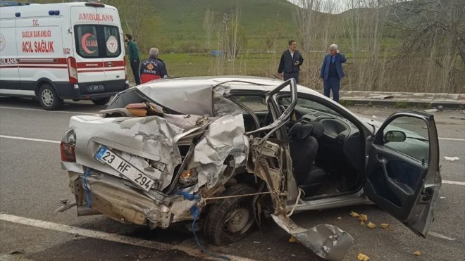 Bingöl'de meydana gelen trafik kazasında 3 kişi yaralandı