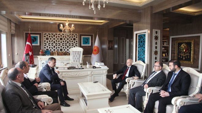 BİTLİS - İçişleri Bakan Yardımcısı Erdil, Ahlat ilçesini ziyaret etti1