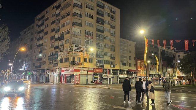 ELAZIĞ - 4,6 büyüklüğünde deprem1