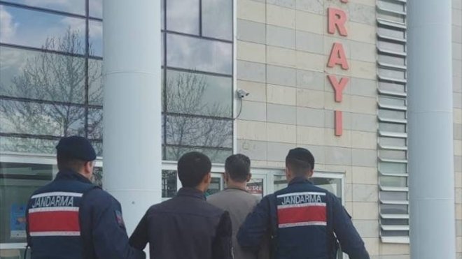 Elazığ'da 2 firari hükümlü yakalandı