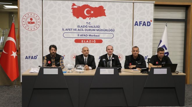 Elazığ'da 84 deprem konutu için kura çekildi