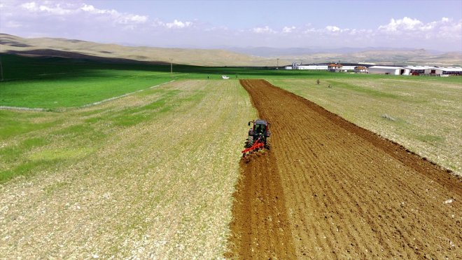 ELAZIĞ - Depremzede üreticilere 204 milyon lira yem, mazot ve gübre desteği sağlandı1