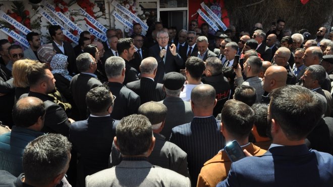 Erciş'te CHP'nin seçim bürosu açıldı