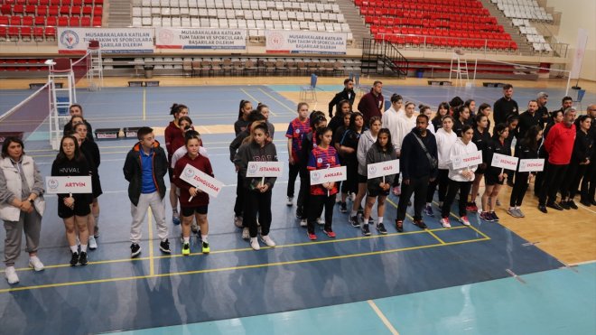 ERZİNCAN - Türkiye Okul Sporları Gençler Badminton Şampiyonası Erzincan