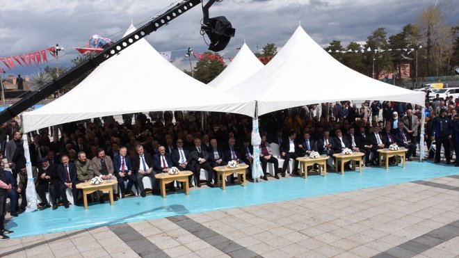 Erzurum'da 16 megavatlık GES projesinin ilk etabı açıldı