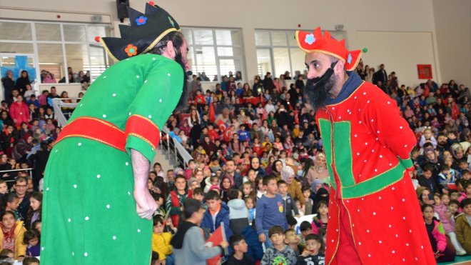 ERZURUM - Çocuklar Karagöz ile Hacivat