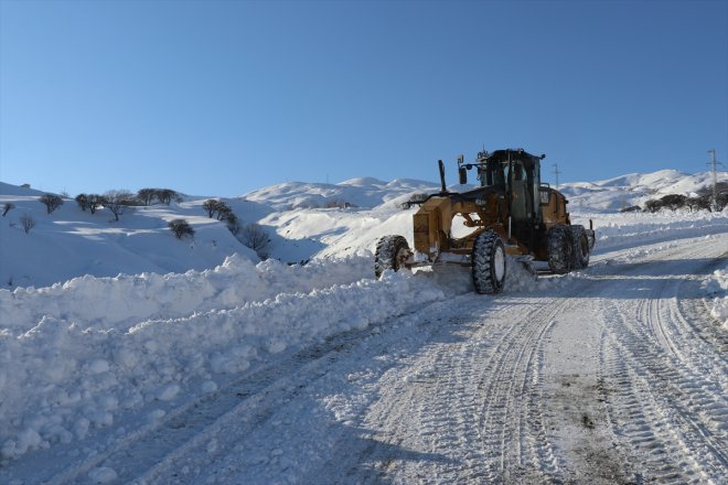 kapandı Erzurum ve ve tipiden kar Ağrı