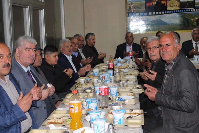 Hamur Kaymakamlığı Kurum Amirleri ve Muhtarlar İçin İftar Yemeği3