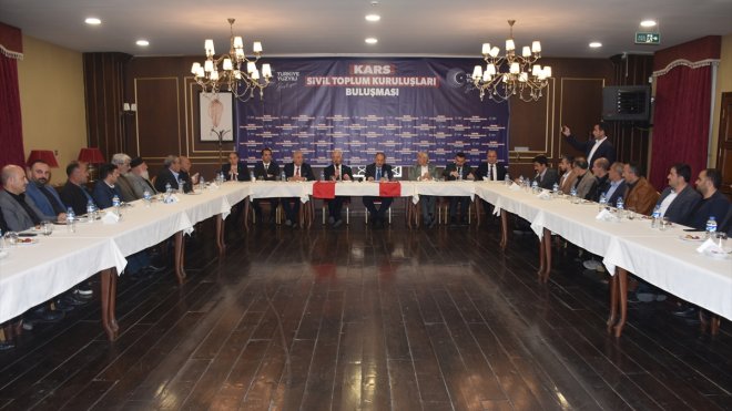 AK Parti Genel Başkan Yardımcısı Özhaseki, Kars'ta STK buluşmasında konuştu: