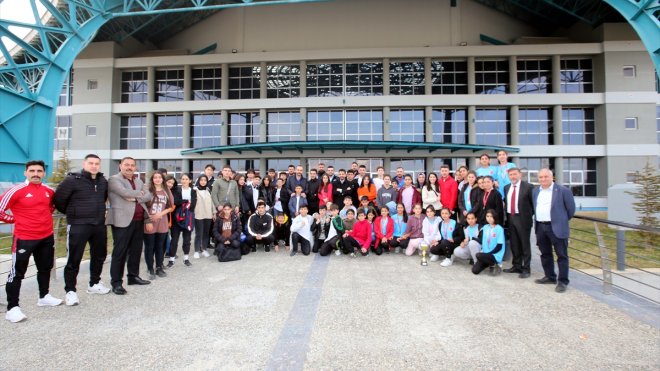 VAN - Antrenör polisler, geleceğin şampiyon adaylarını yetiştiriyor1