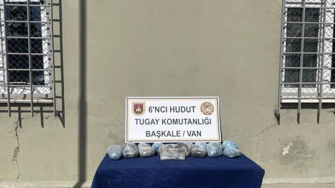 Van sınırında uyuşturucu ele geçirildi