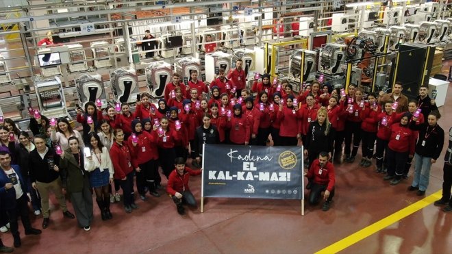 Vestel ve Manisa İl Emniyet Müdürlüğü'nden kadına şiddete karşı iş birliği