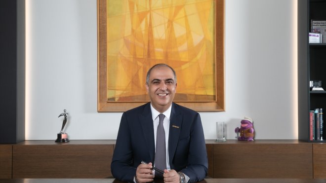 Yapı Kredi, Sevdiklerine BES uygulamasını hayata geçirdi1