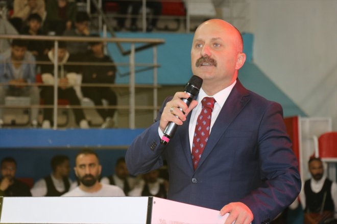 kodlamadaki öğrenciler Ağrılı robotik yeteneklerini sergiledi 6