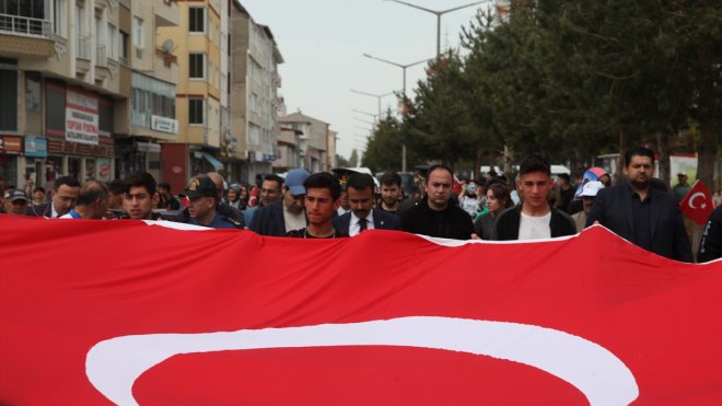 Ahlat'ta 19 Mayıs Atatürk'ü Anma Gençlik ve Spor Bayramı kutlandı