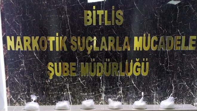 Bitlis'te 10 kilo 200 gram sentetik uyuşturucu ele geçirildi