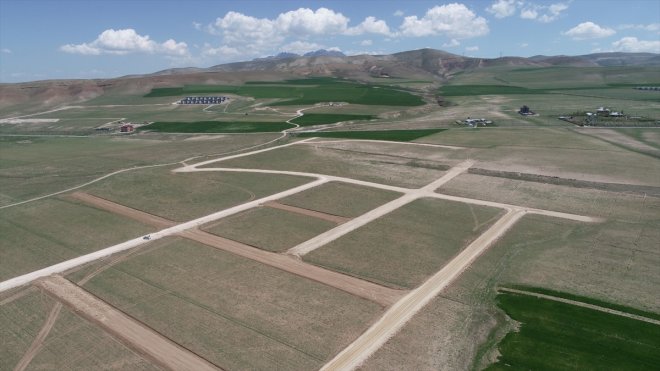 Edremit Belediyesi, ilçede yeni yaşam alanları oluşturuyor