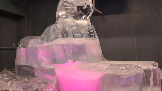 Erzurum'da yer alan Türkiye'nin tek buz müzesi, dört mevsim ziyaretçilerini ağırlıyor