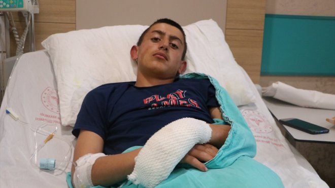 Elektrik çarpması sonucu "öldü" sanılan genç sağlığına kavuşuyor