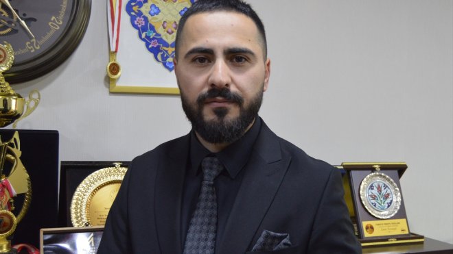 ERZURUM - Kuaförler depremzede meslektaşları için seferber oldu1