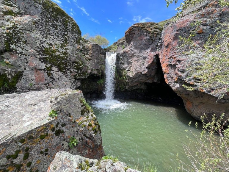 Görenlerin hayran kaldığı Bekiran Şelalesine yoğun ilgi5