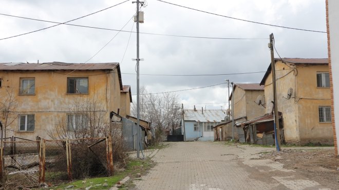 Karlıova'da riskli yapılar yıkılacak