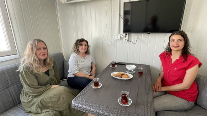 MALATYA - Depremzede öğretmenler konteynerlere yerleştiriliyor1