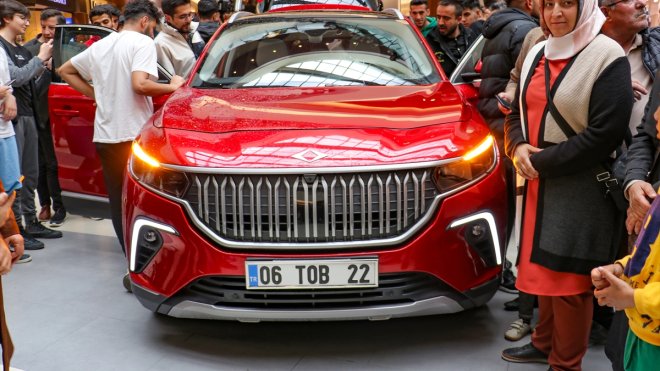 Türkiye'nin yerli otomobili Togg Malatya'da tanıtıldı