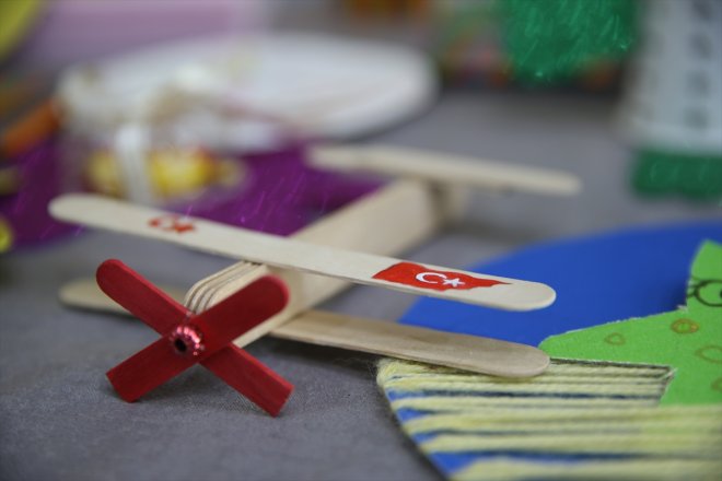 yaptıkları MUŞ oyuncaklarla çocuklarının yüzünü - güldürdüler Köy 10