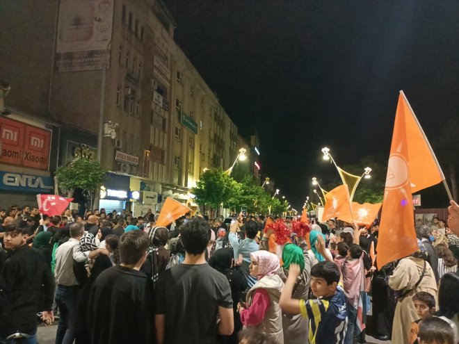 başarısı Cumhurbaşkanı kutlanıyor Erdoğan