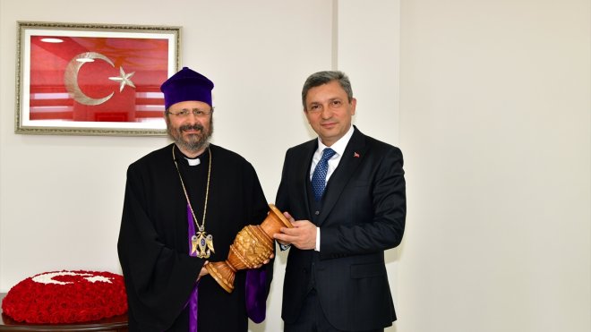 Türkiye Ermenileri Patriği Kadasetli Sahak II'den deprem bölgesi Malatya'ya ziyaret