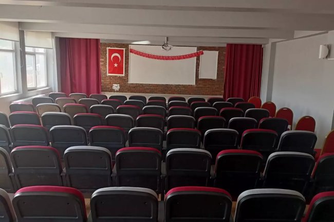 Tutak Çok Amaçlı Konferans Salonu Yenilenerek Hizmete Açıldı4