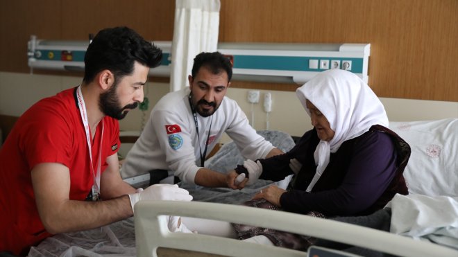 Van, Bitlis ve Hakkari'de oy kullanma işlemleri sürüyor