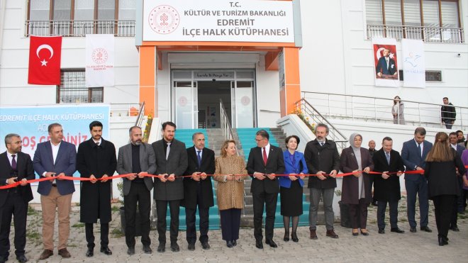 Kültür ve Turizm Bakan Yardımcısı Yavuz, Van'da açılışlara katıldı: