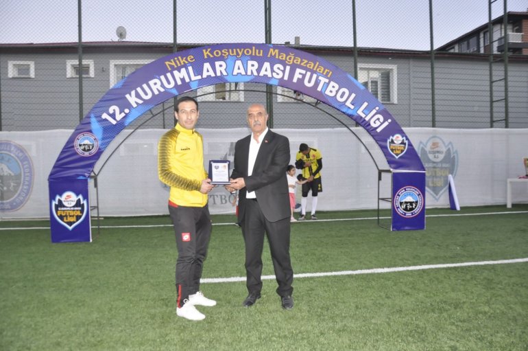 12.Kurumlar Arası Futbol Ligi Şampiyonu Polis Gücü Spor Oldu9