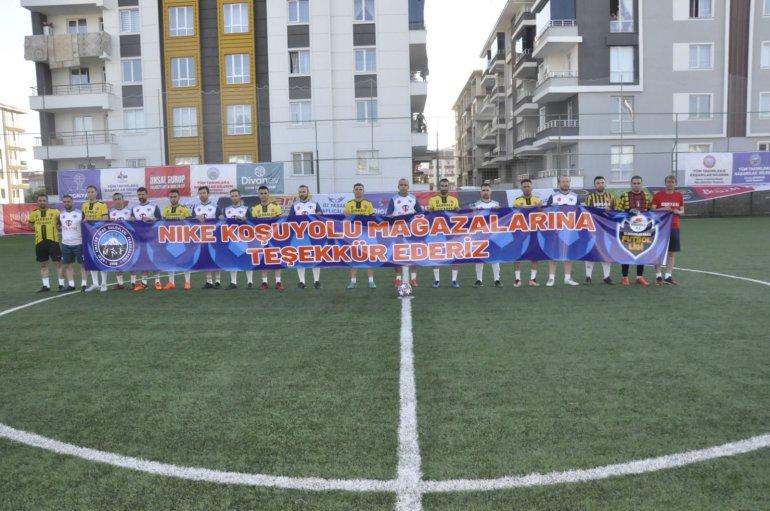 12.Kurumlar Arası Futbol Ligi Şampiyonu Polis Gücü Spor Oldu10