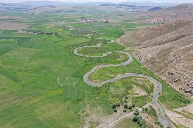 çevresinde Murat - (DRON) oldu renkleri AĞRI Nehri