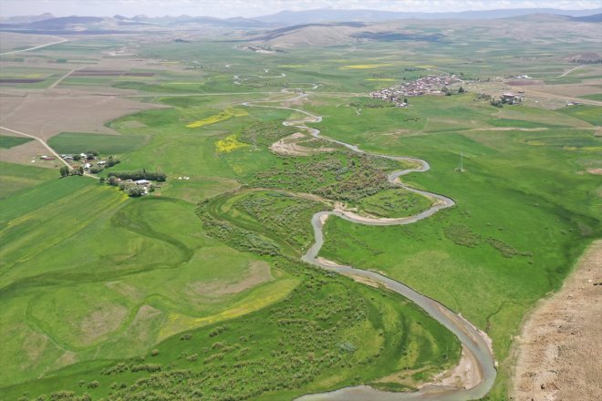 renkleri hakim oldu Murat çevresinde Nehri