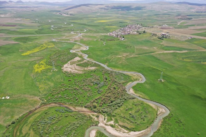 oldu renkleri (DRON) - çevresinde AĞRI Nehri