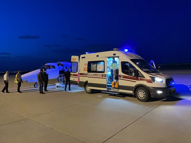 uçakla eden kafasına AĞRI isabet Düğünde - ambulans kurşun gönderildi Ankara